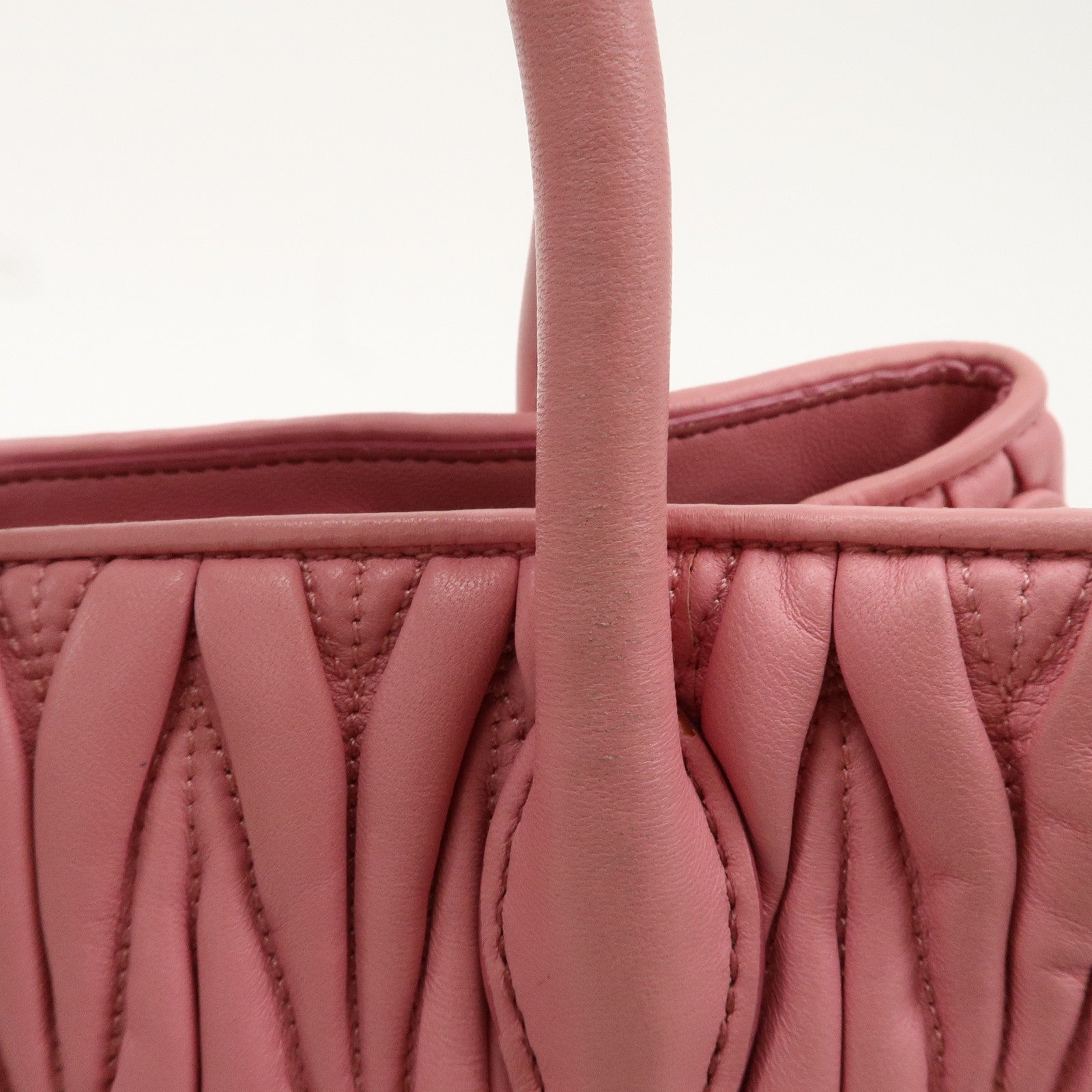 MIU MIU Matelasse Leather 2Way Shoulder Hand Bag Pink RN1069