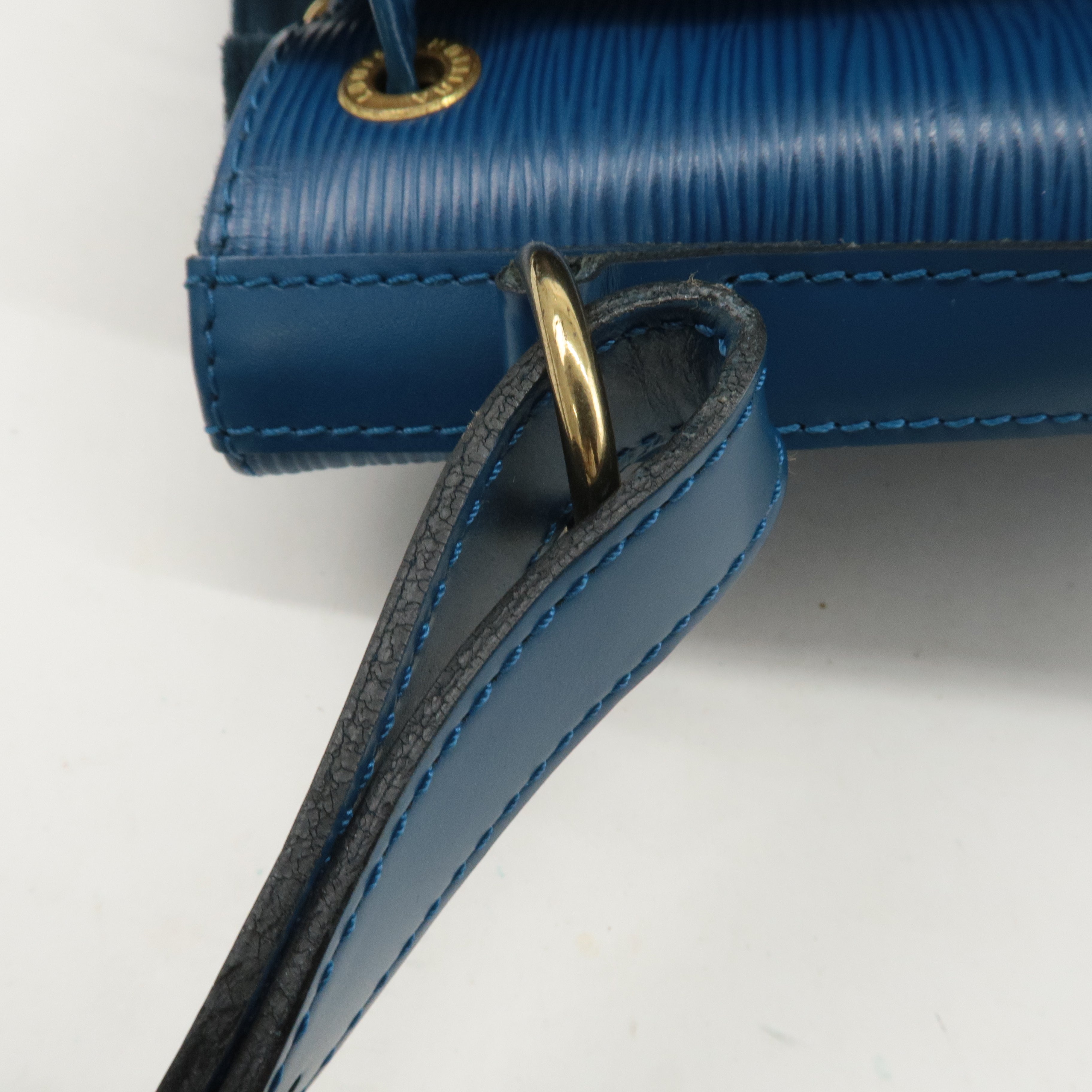 Louis Vuitton Epi Petit Noe Shoulder Bag Toledo Blue M44105