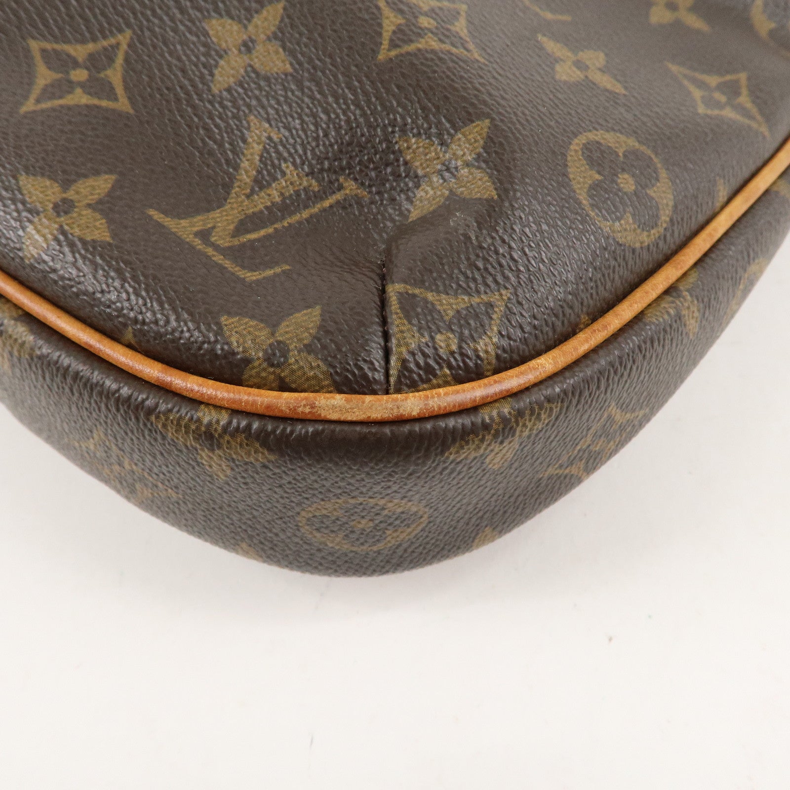 Louis Vuitton Monogram Odeon PM Crossbody Shoulder Bag M56390