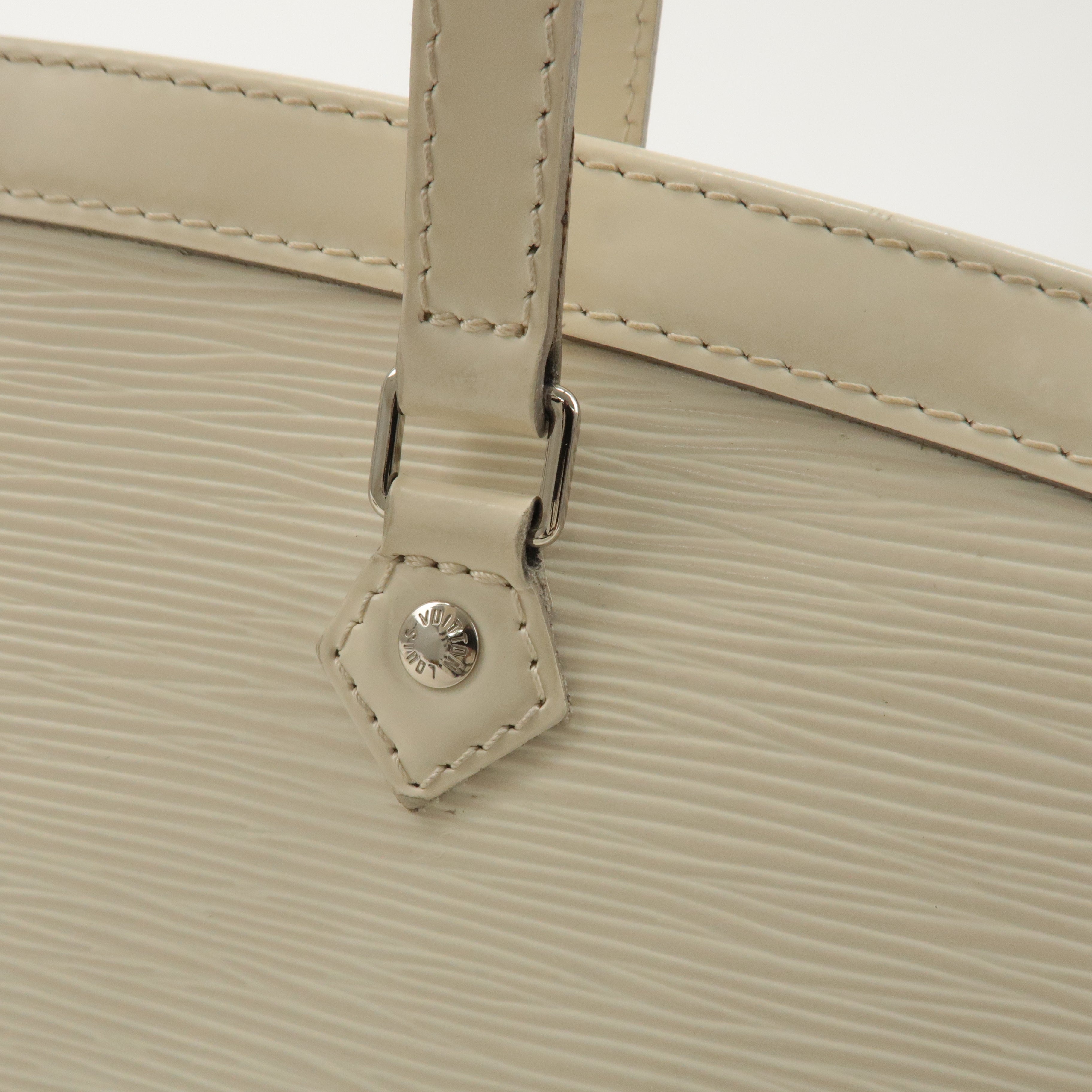 Louis Vuitton Epi Madeleine PM Hand Bag Ivoire White M5933J