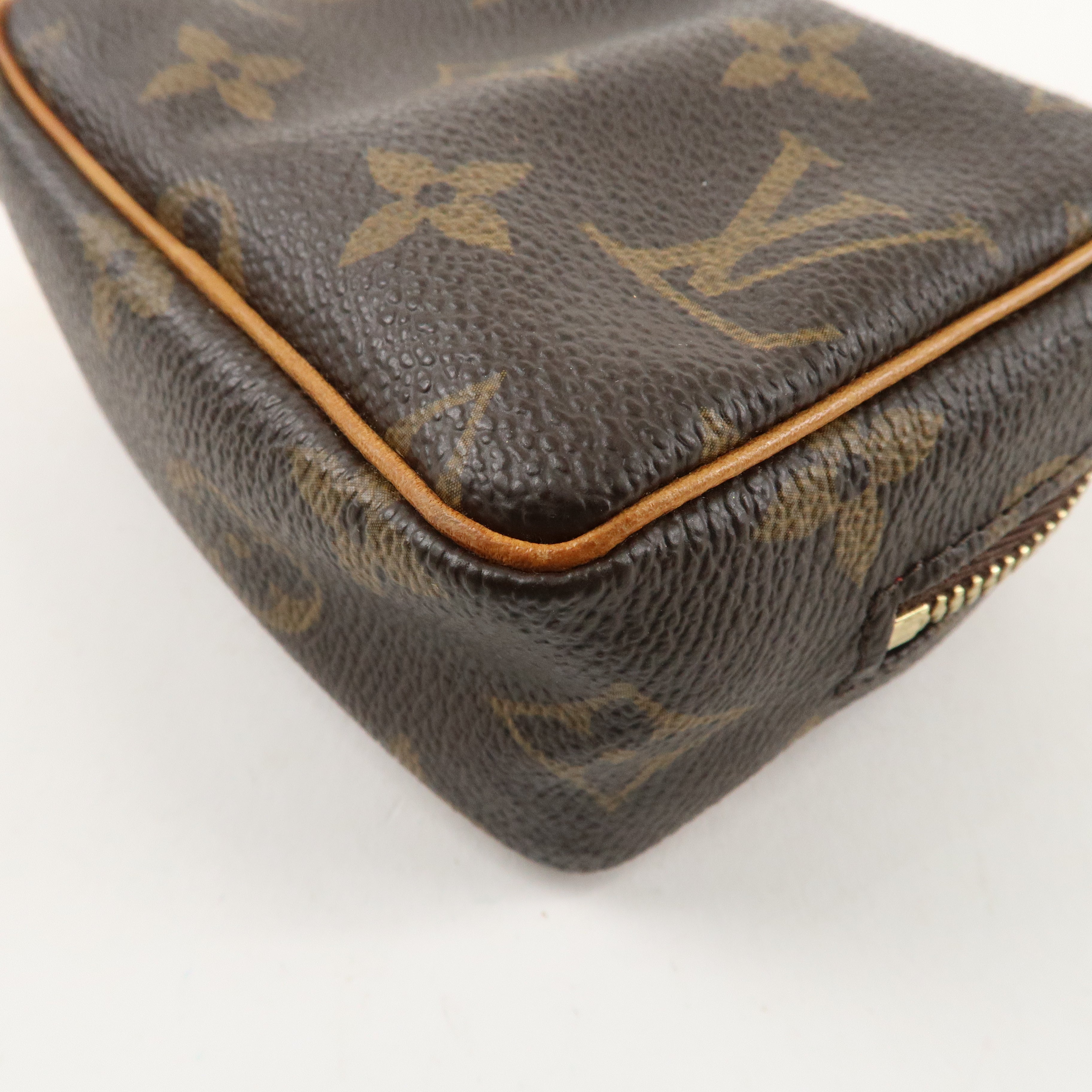 Louis Vuitton Monogram Trousse Wapity Pouch Camera Case M58030