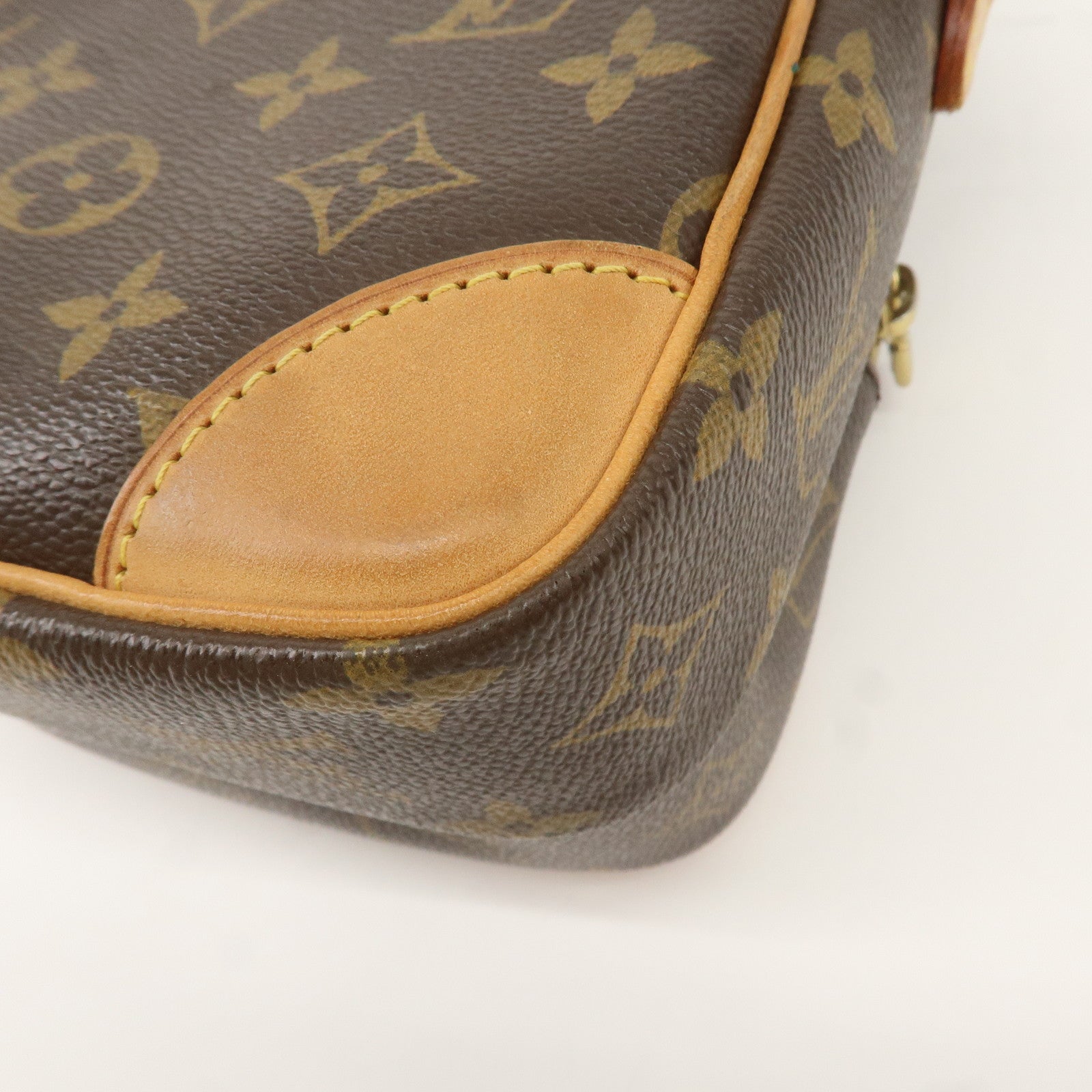 Louis Vuitton Monogram Amazone Shoulder Bag Brown M45236