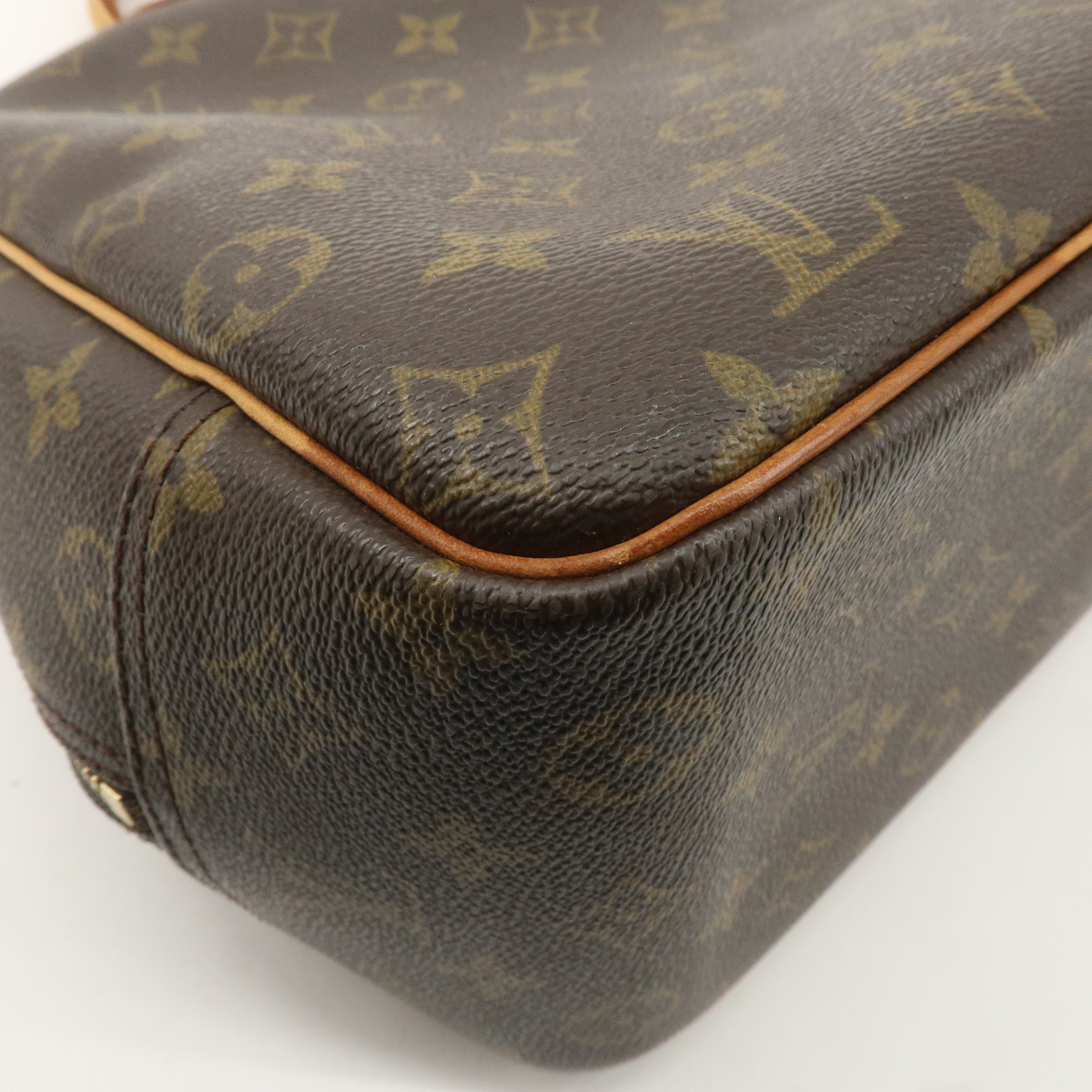 Louis Vuitton Monogram Deauville Hand Bag Brown M47270