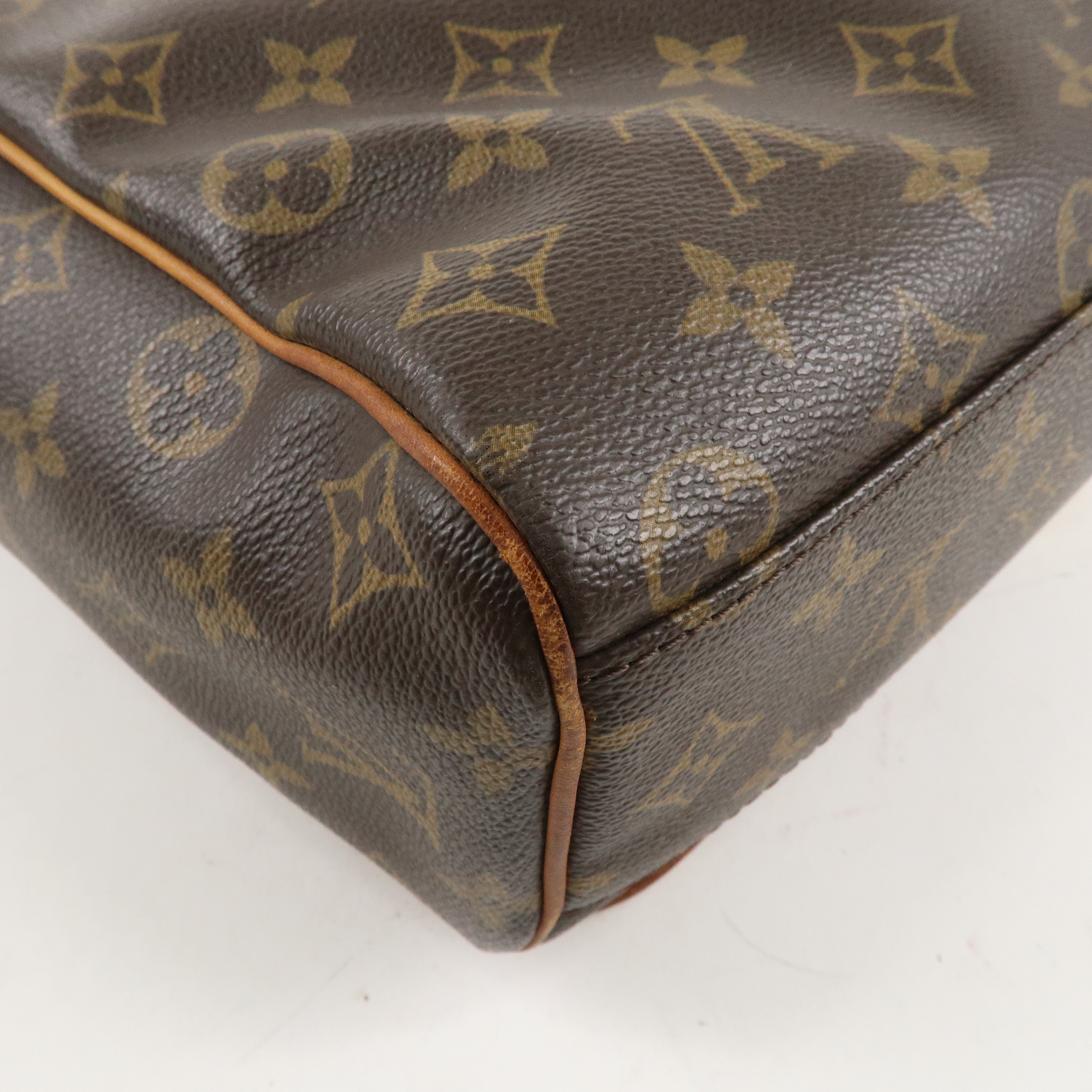 Louis Vuitton Monogram Abbesses Messenger Bag Hand Bag M45257