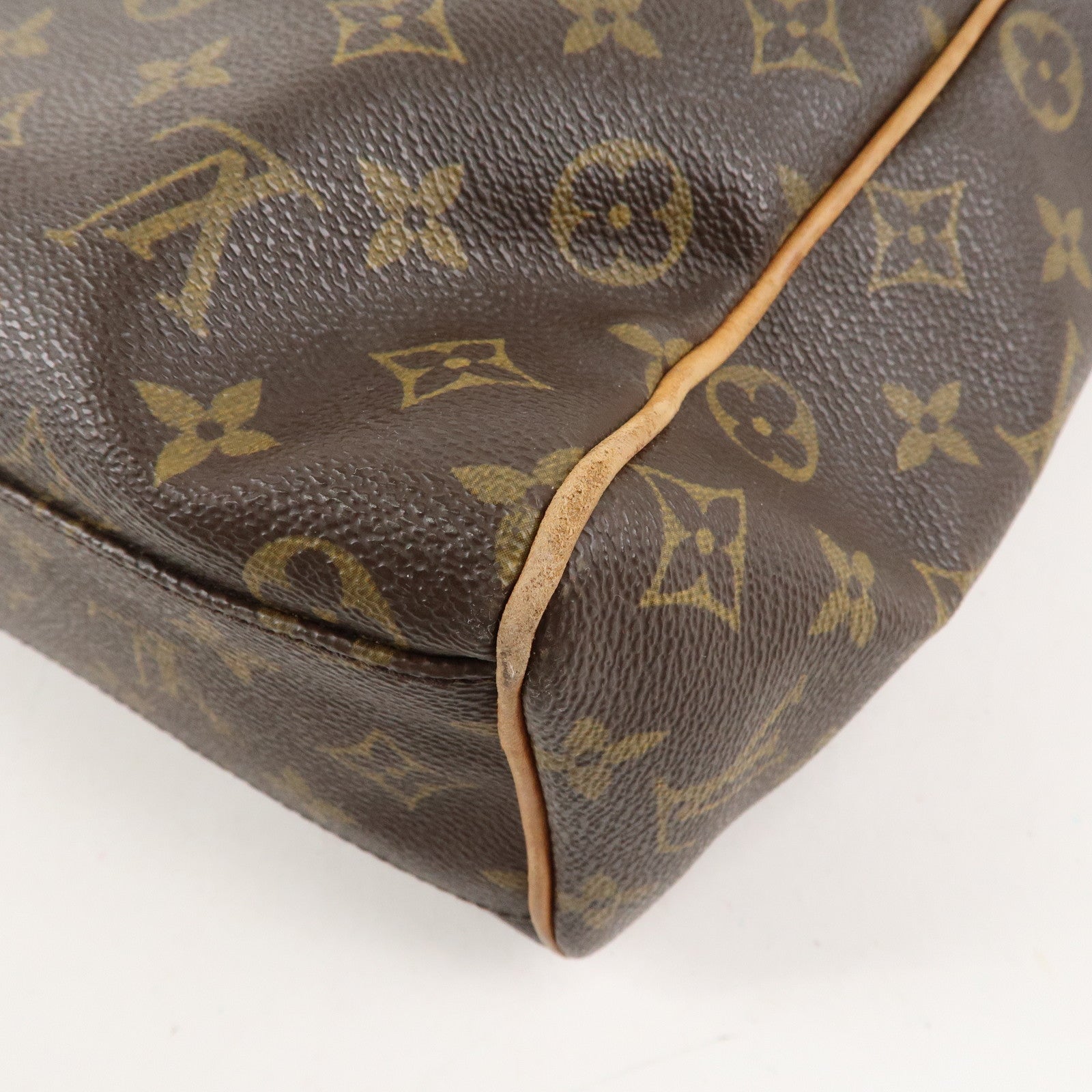 Louis Vuitton Monogram Abbesses Messenger Bag Shoulder Bag M45257