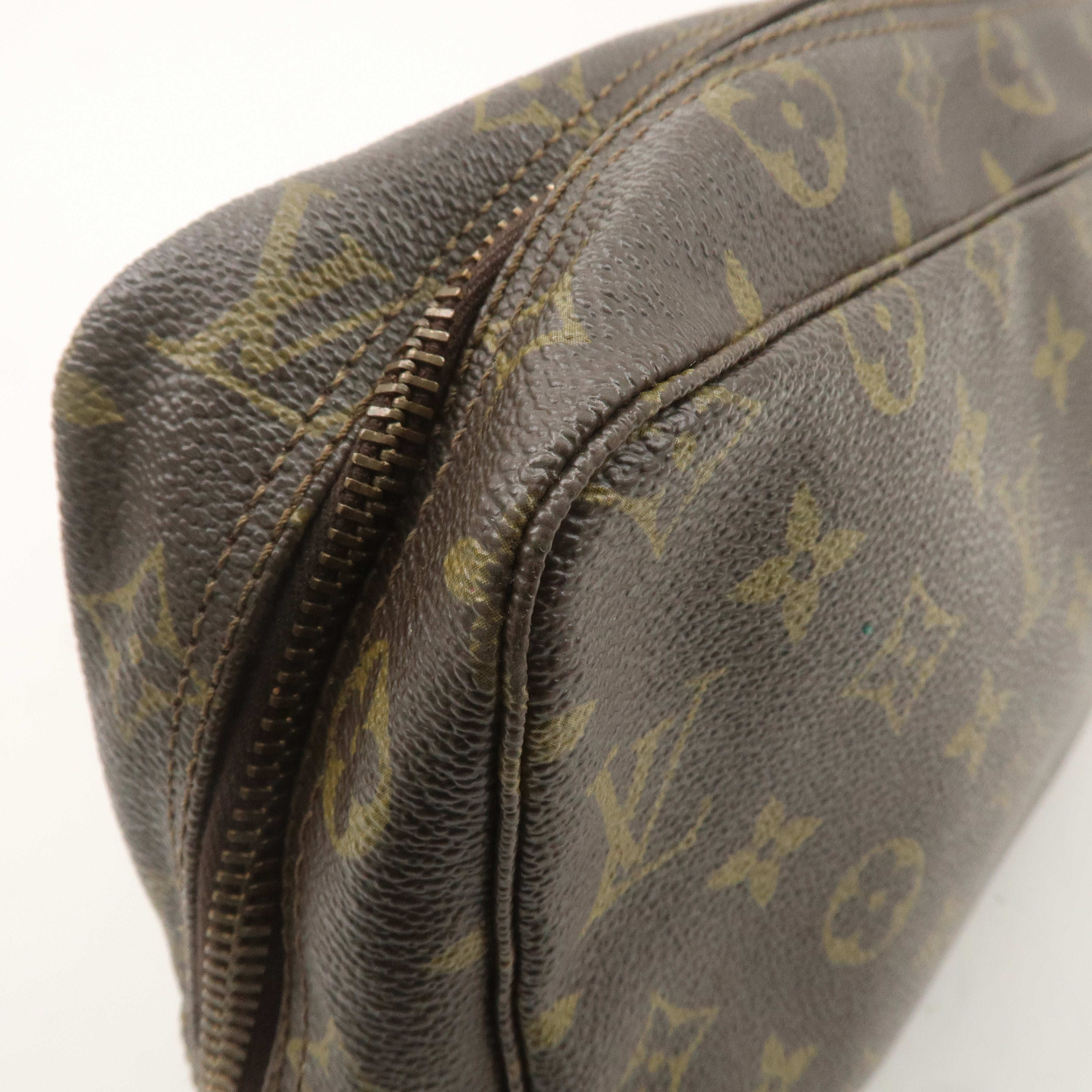 Louis Vuitton Monogram Trousse Toilette 28 Pouch Brown M47522