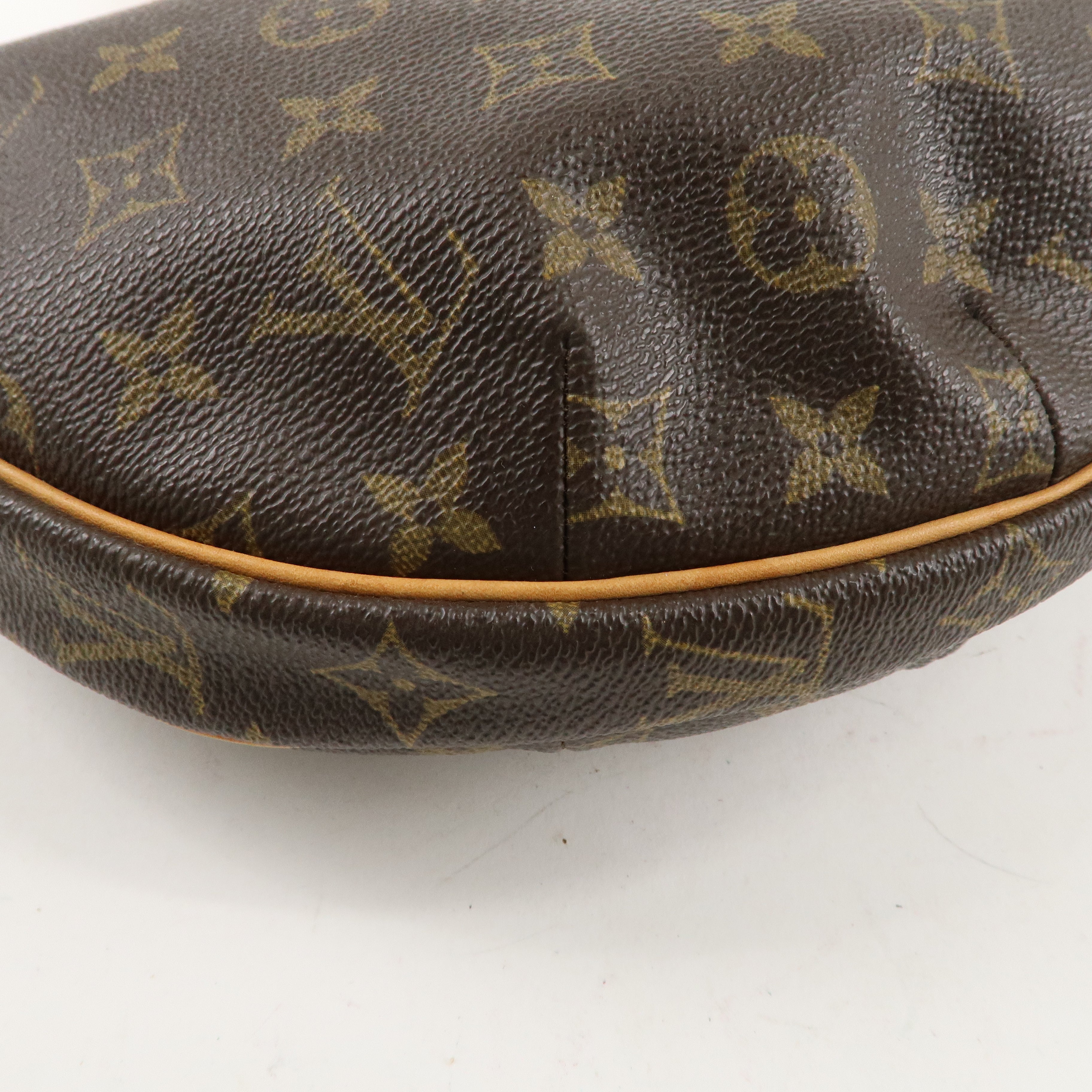 Louis Vuitton Monogram Croissant MM Shoulder Bag Hand Bag M51512