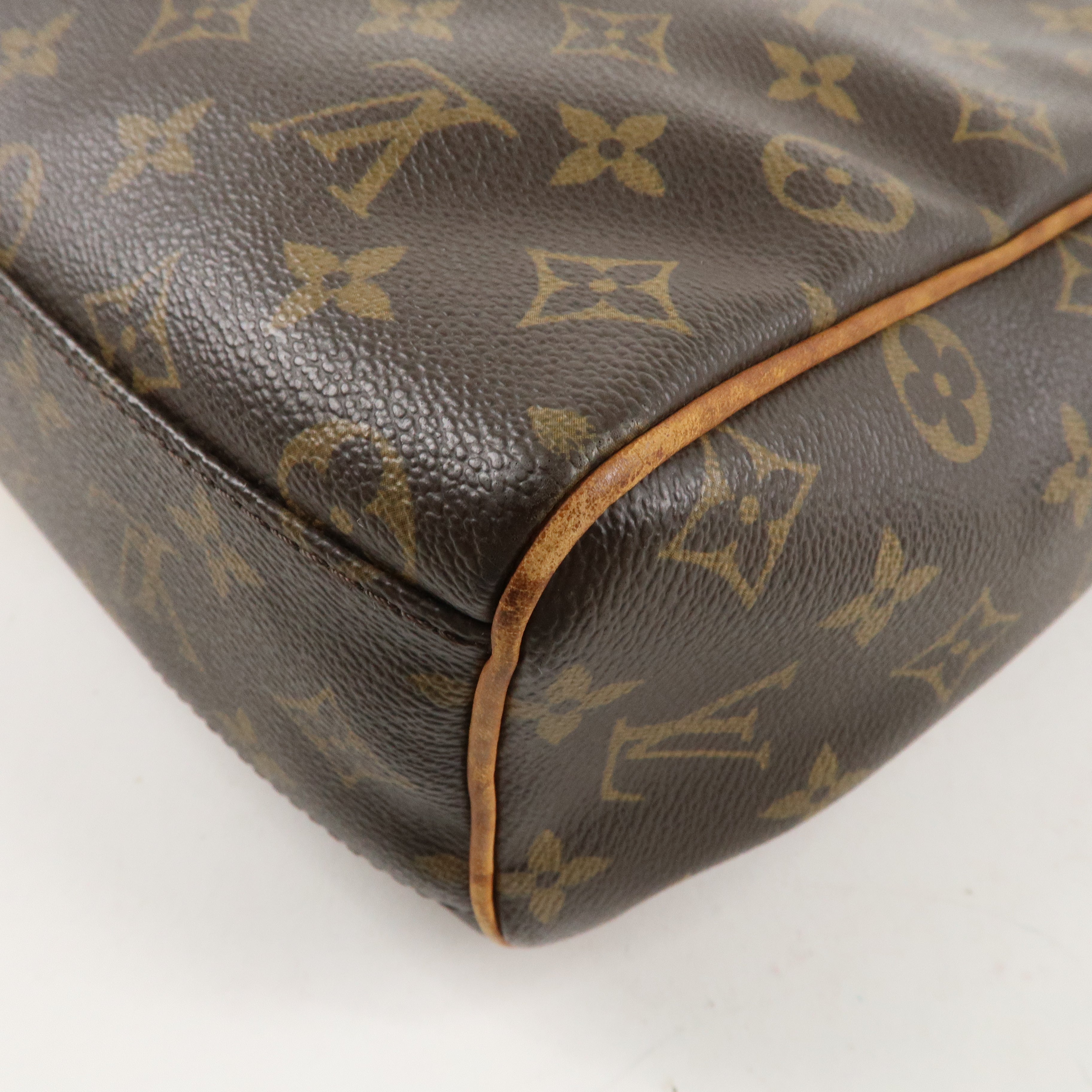 Louis Vuitton Monogram Abbesses Messenger Bag Hand Bag M45257