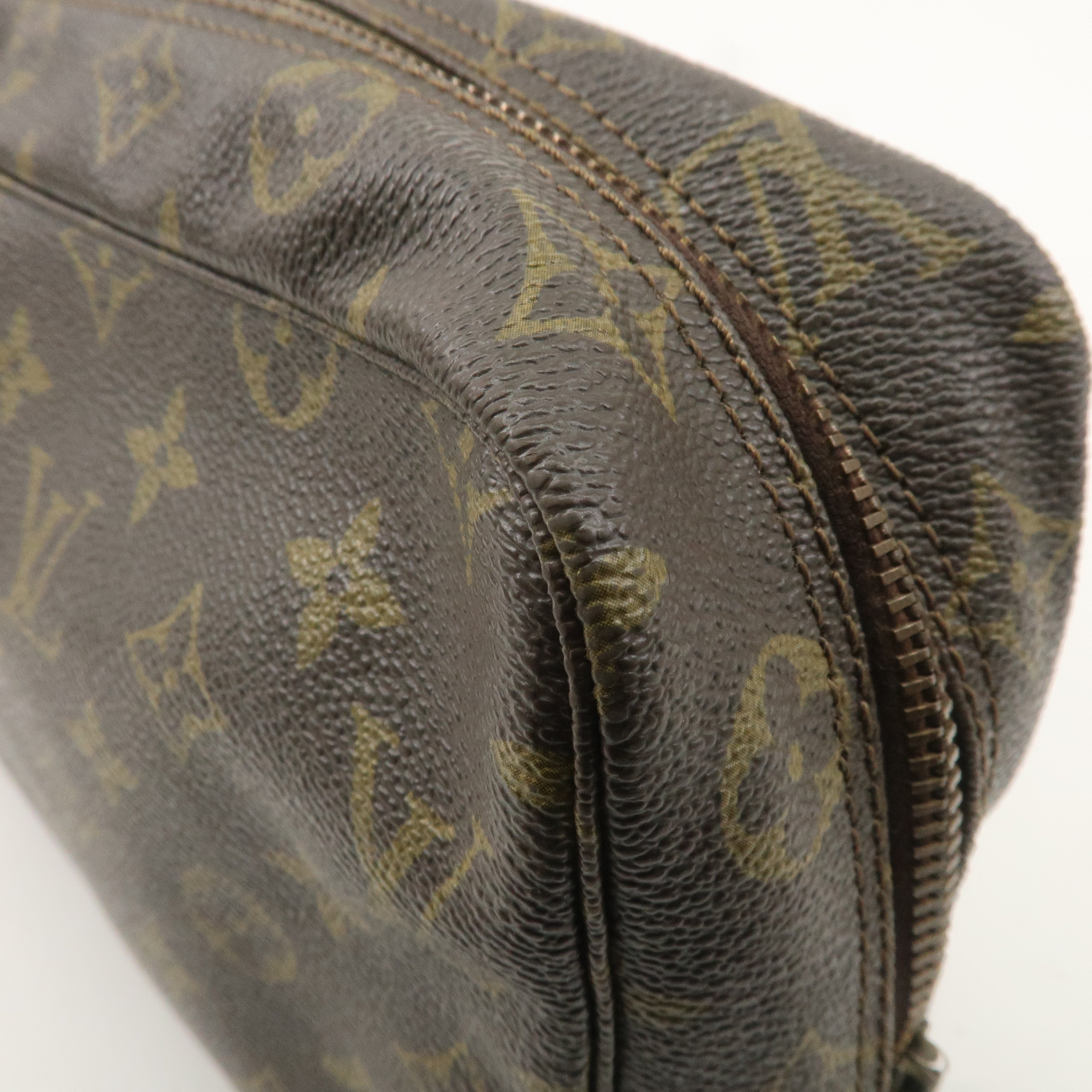 Louis Vuitton Monogram Trousse Toilette 28 Pouch Brown M47522