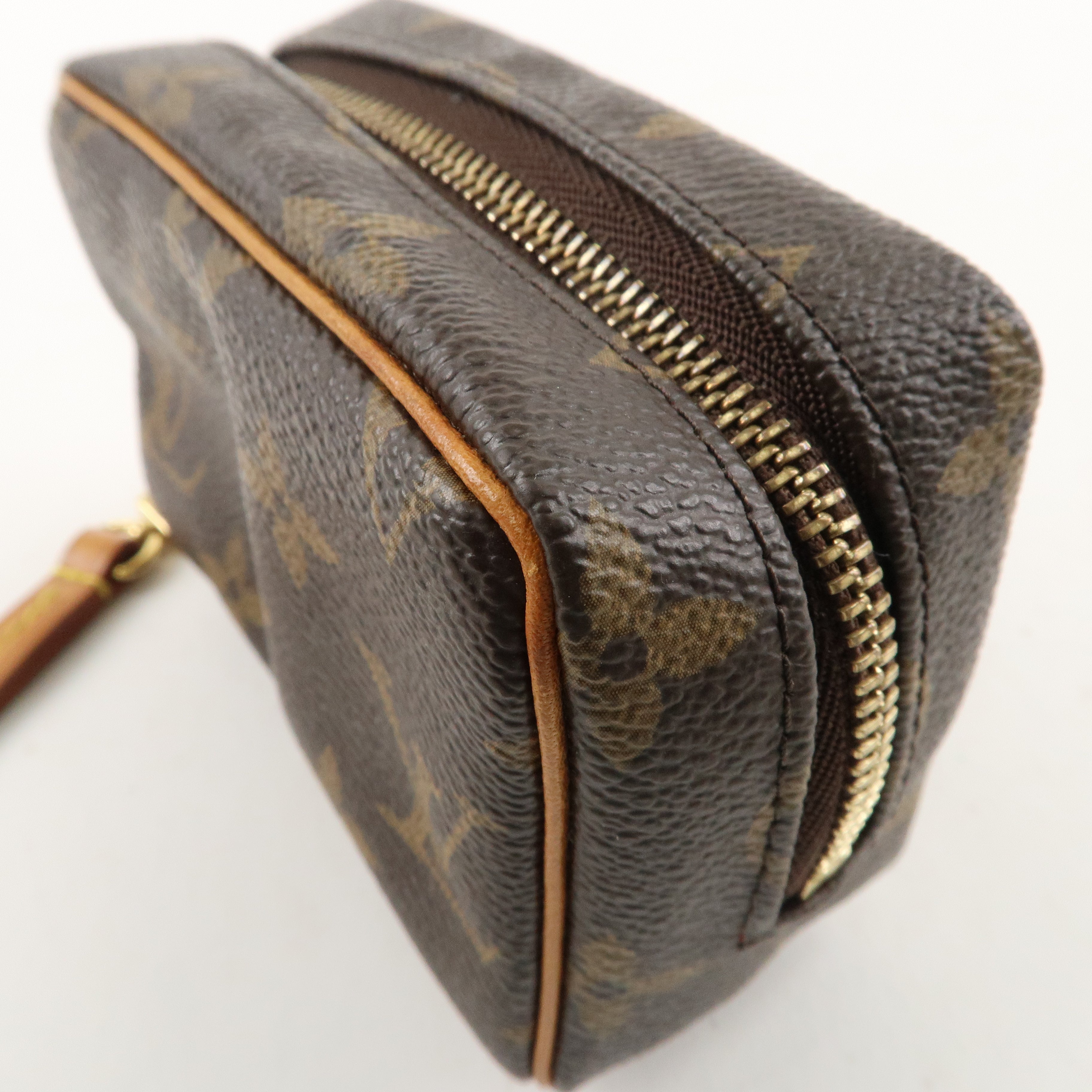 Louis Vuitton Monogram Trousse Wapity Pouch Camera Case M58030