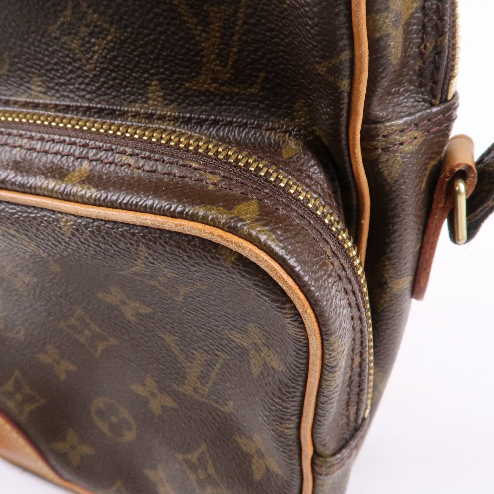 Louis Vuitton Monogram Amazone Shoulder Bag Brown M45236