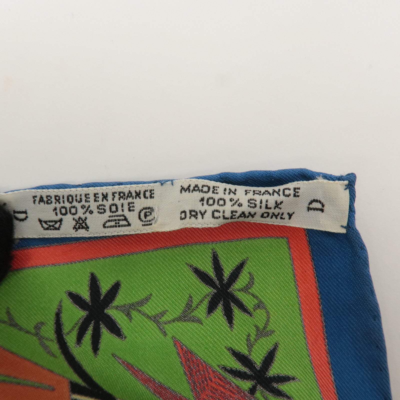 HERMES Carre 90 Silk 100% Scarf Kachinas Kachinas Print Blue