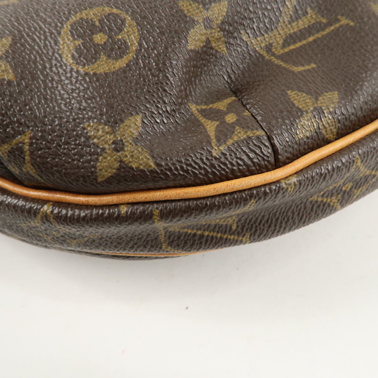 Louis Vuitton Monogram Croissant MM Hand Bag Shoulder Bag M51512