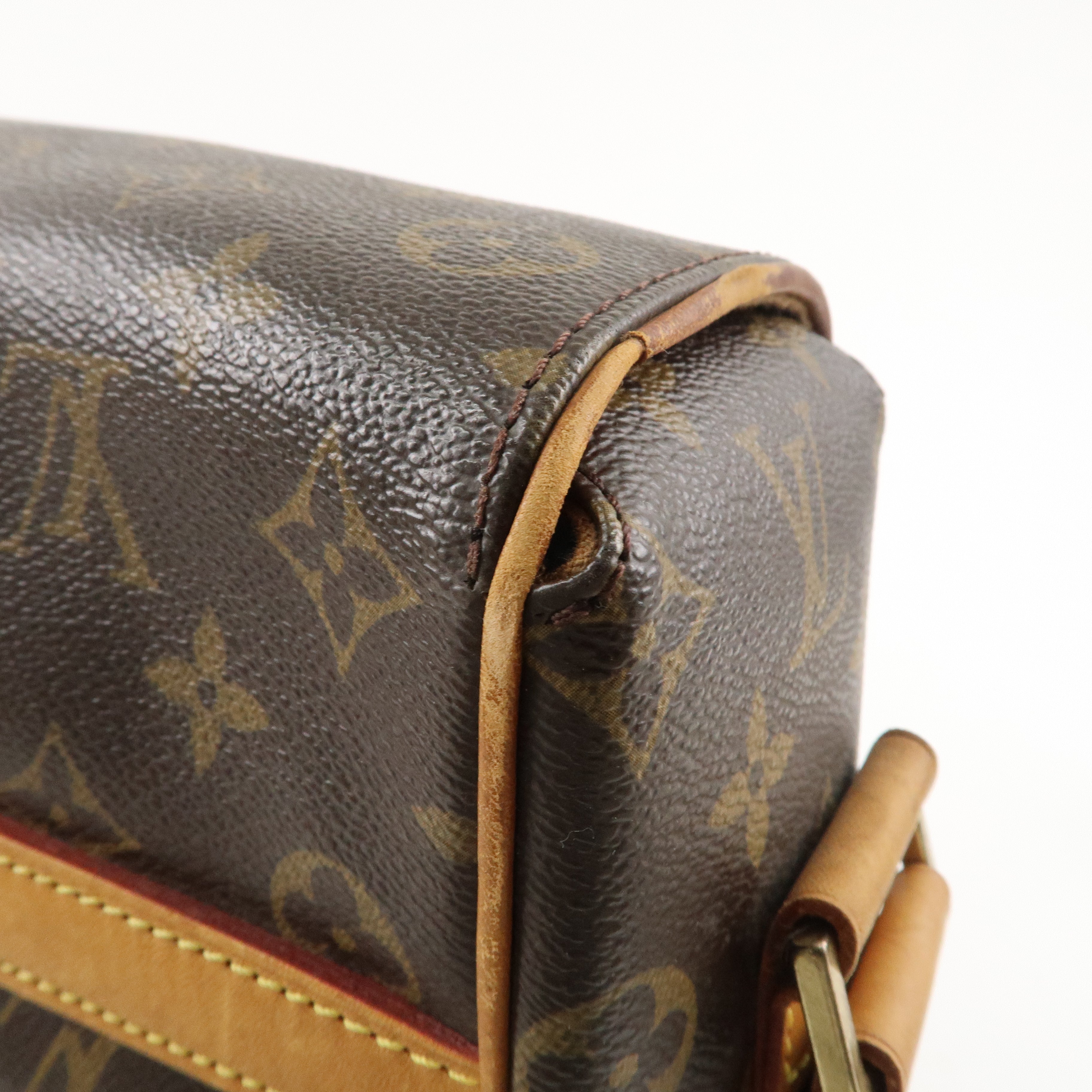 Louis Vuitton Monogram Abbesses Messenger Bag Hand Bag M45257