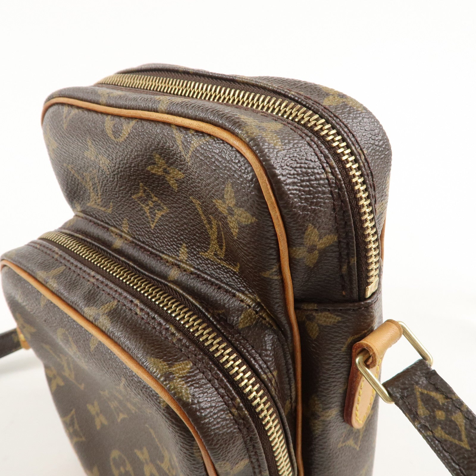 Louis Vuitton Monogram Amazone Shoulder Bag Brown M45236