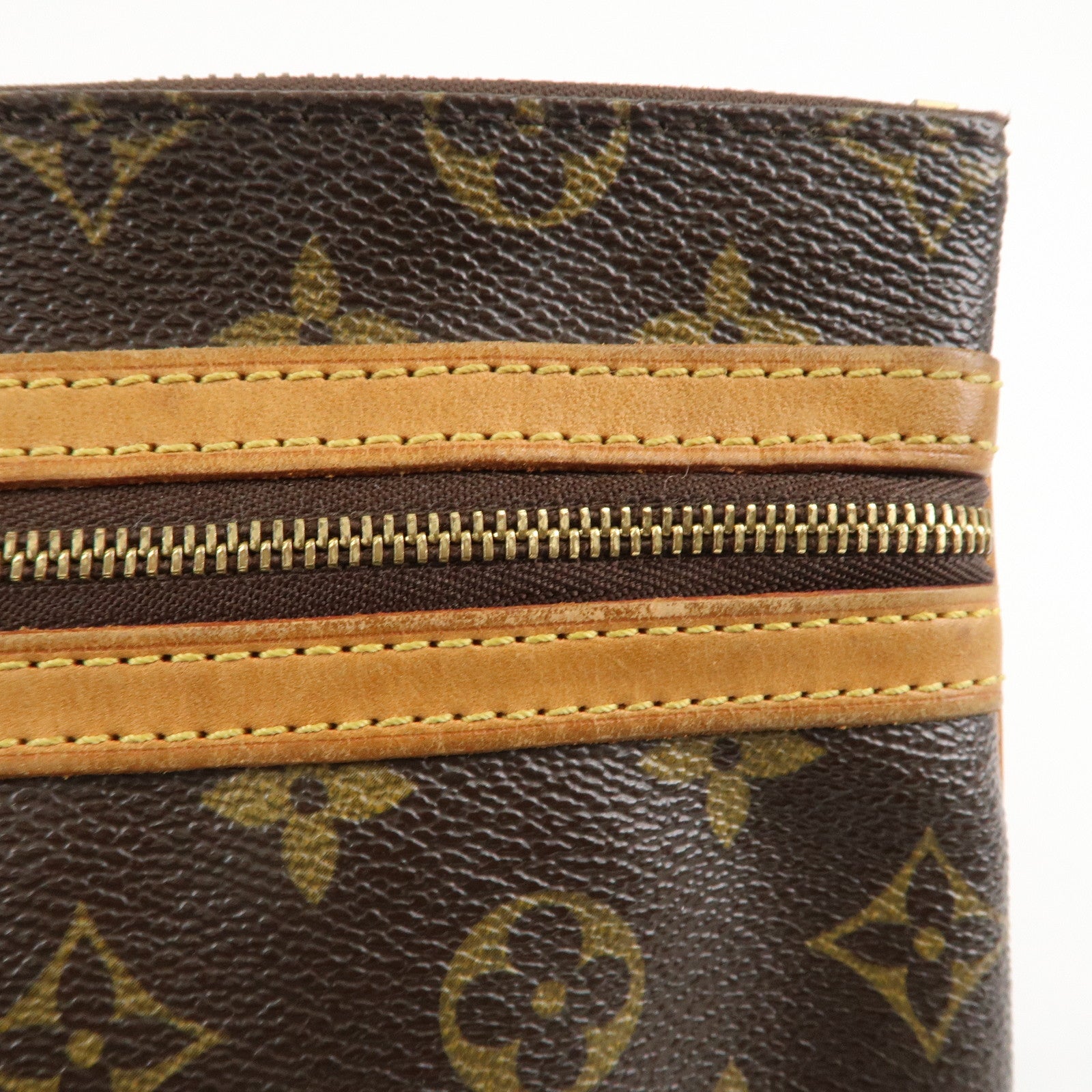 Louis Vuitton Monogram Pochette Bosphore Shoulder Bag M40044