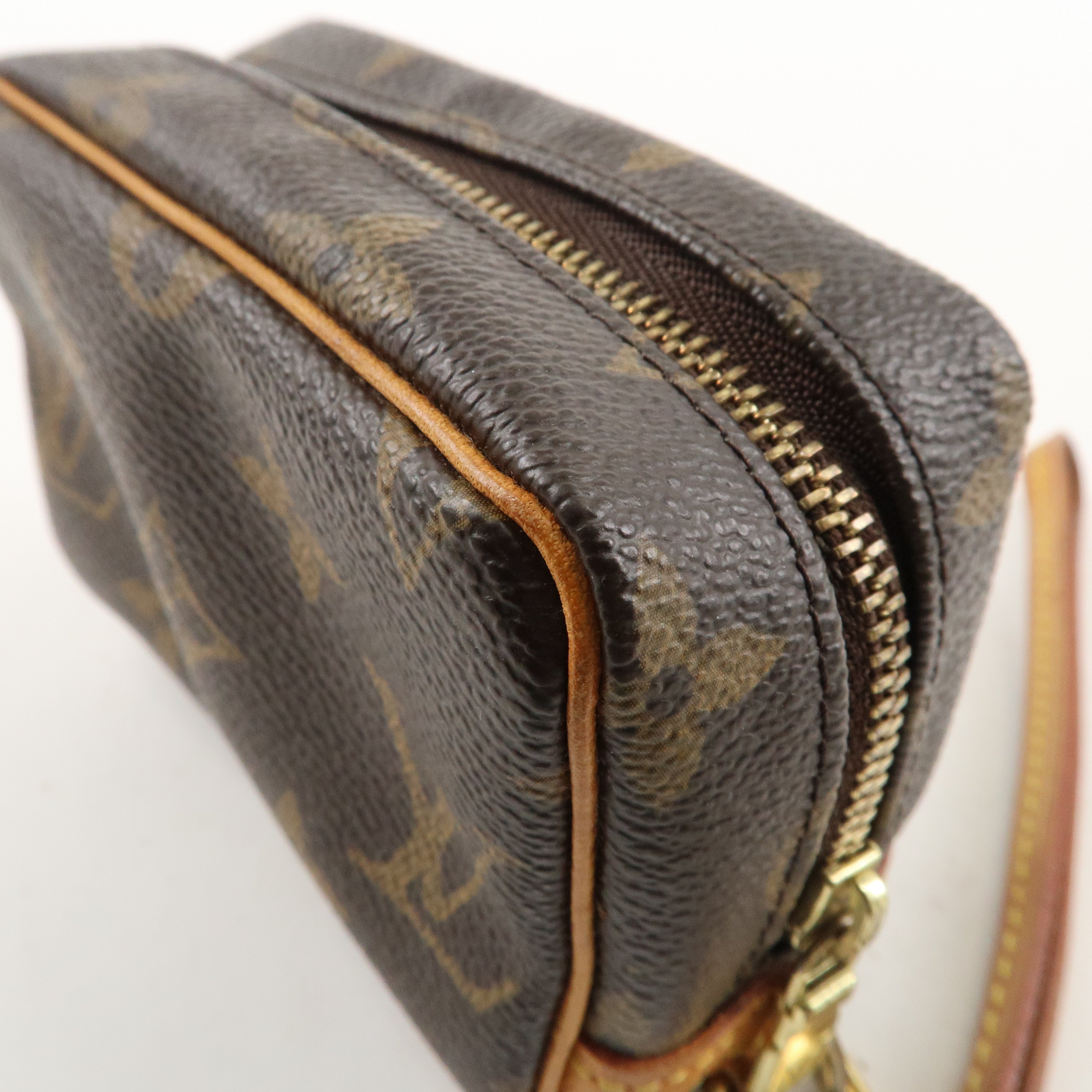 Louis Vuitton Monogram Trousse Wapity Pouch Camera Case M58030