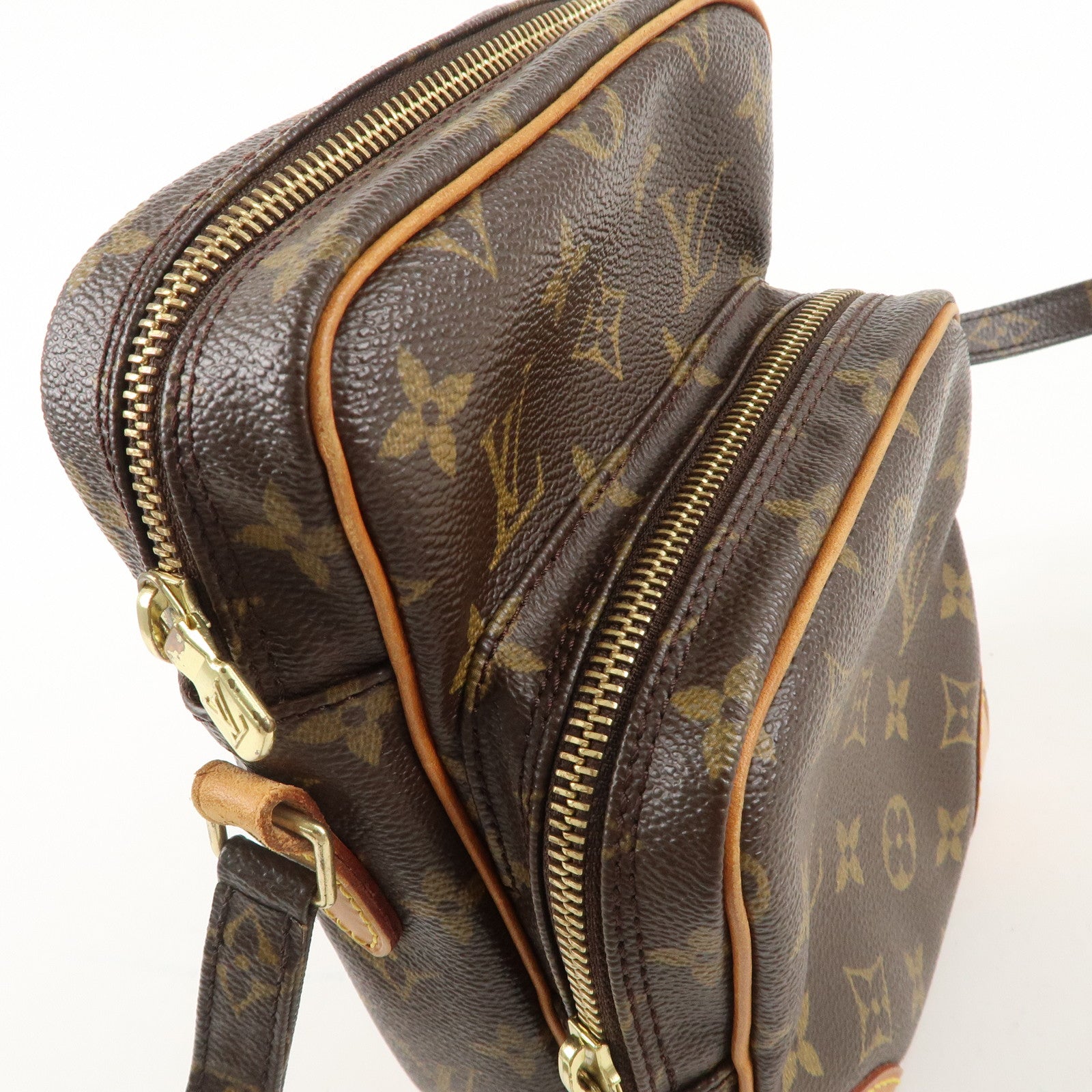 Louis Vuitton Monogram Amazone Shoulder Bag Brown M45236