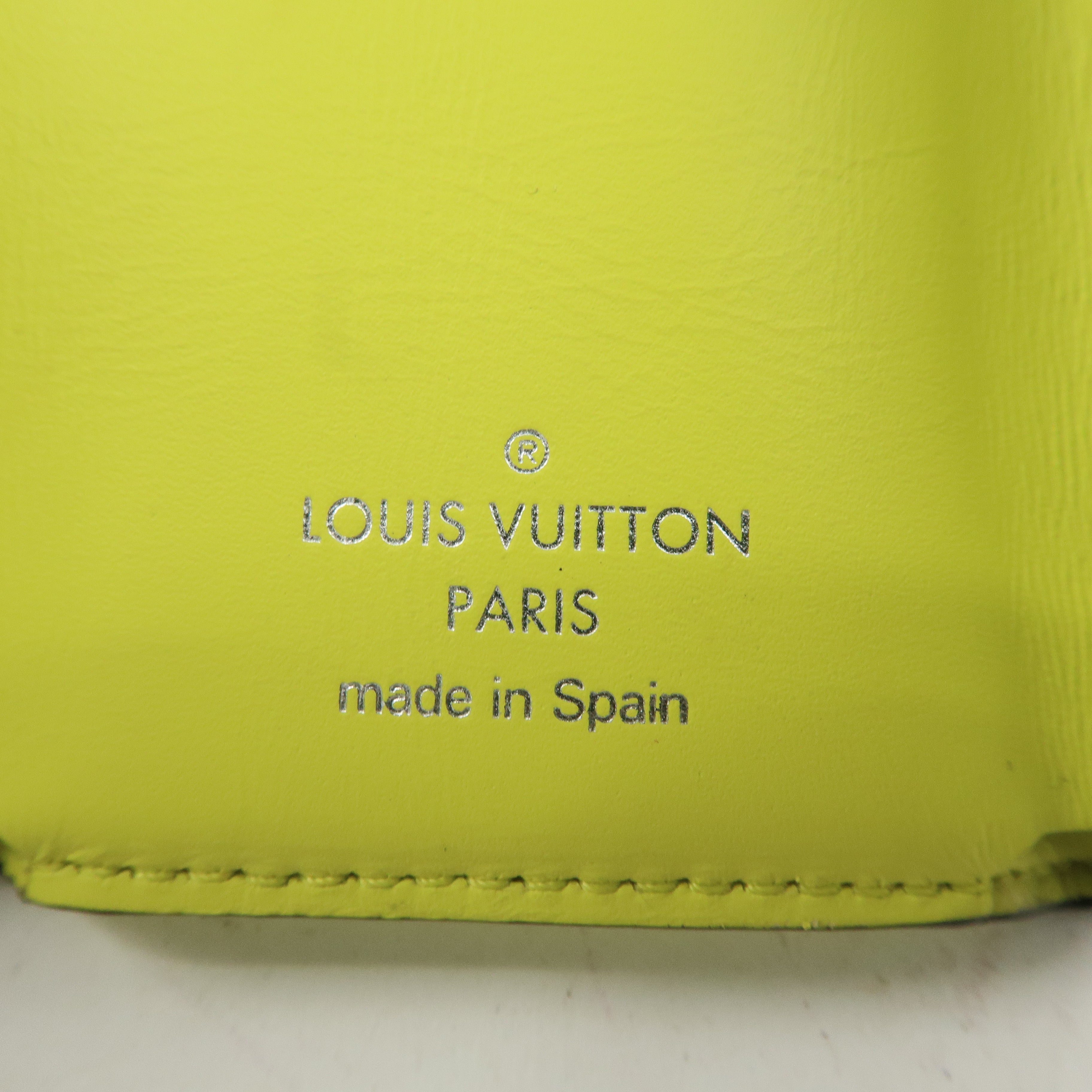 Louis Vuitton Taigalama Discovery Compact Wallet Jaune M67629