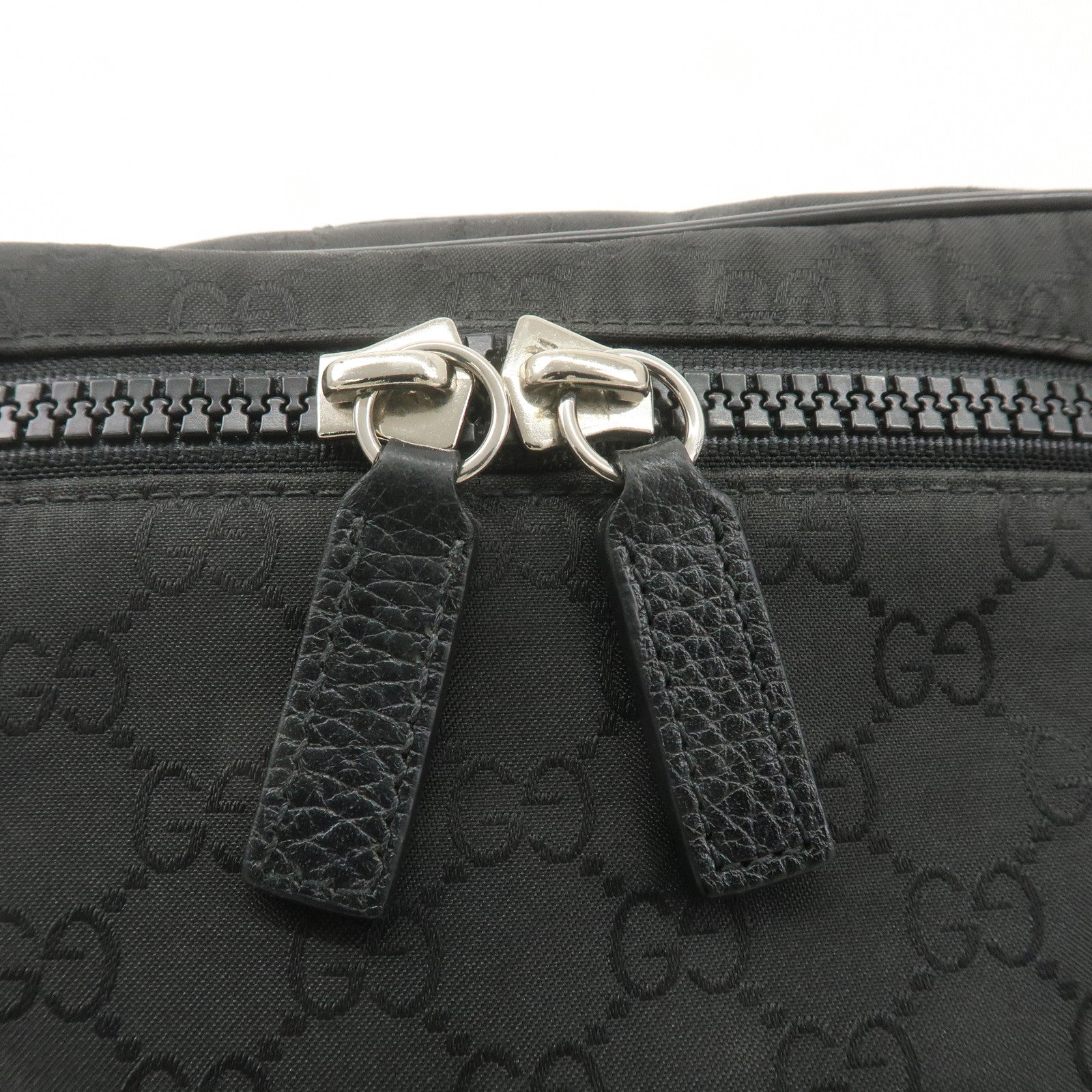 GUCCI Sherry GG Nylon Body Bag Waist Bag Black 449182