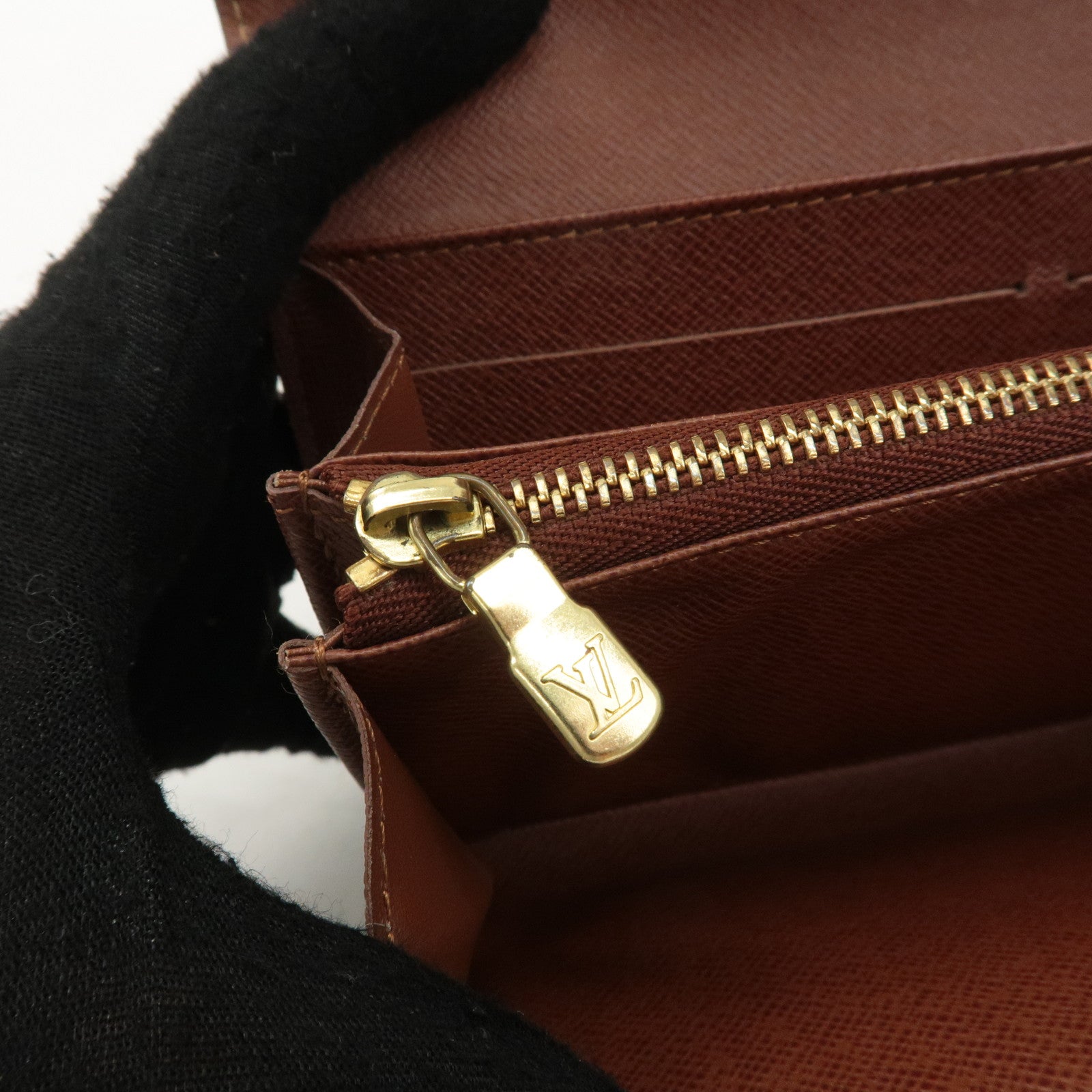 Louis Vuitton Monogram Pochette Porte Monnaie Credit M61725