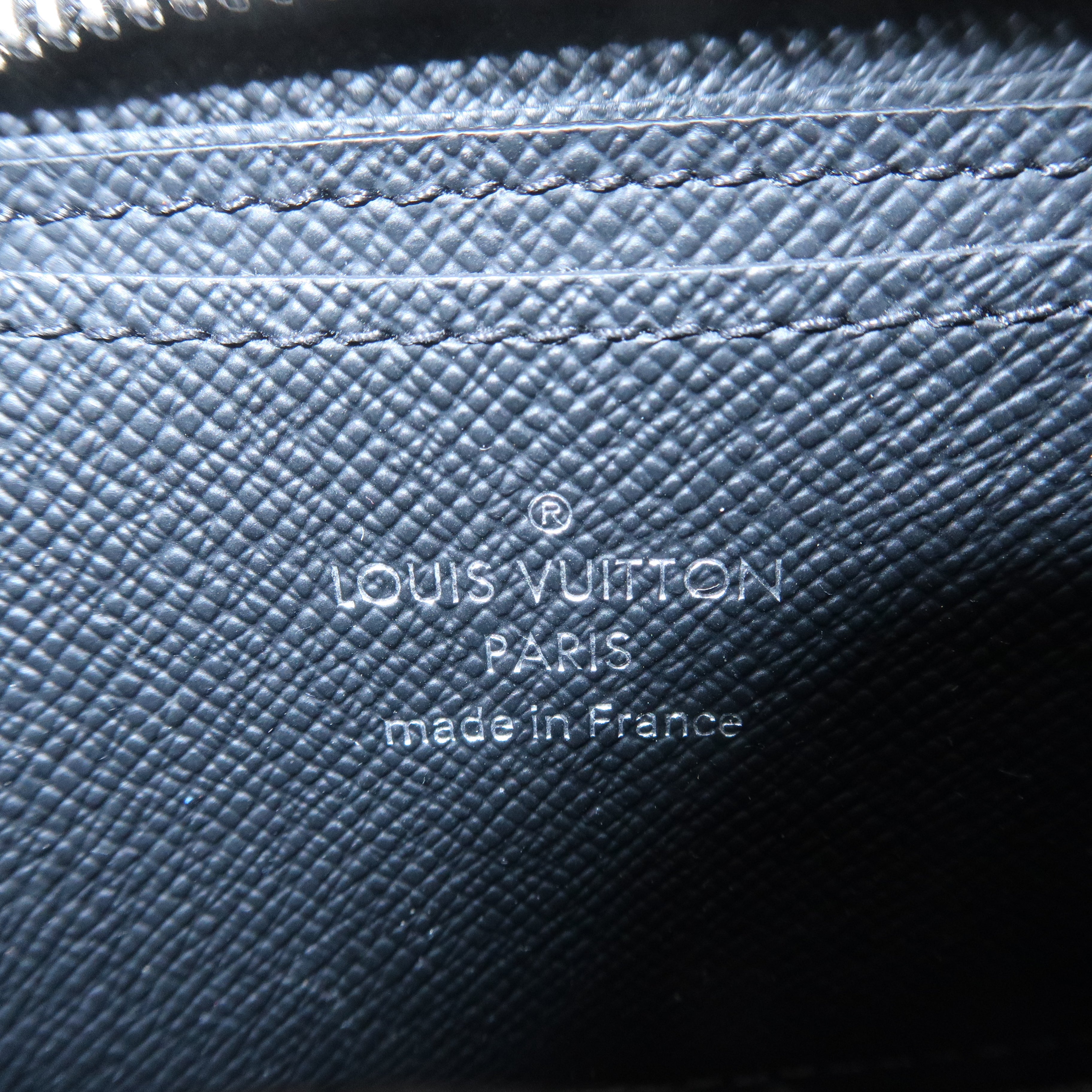 Louis Vuitton Taiga Zippy Coin Purse Ardoise M32832