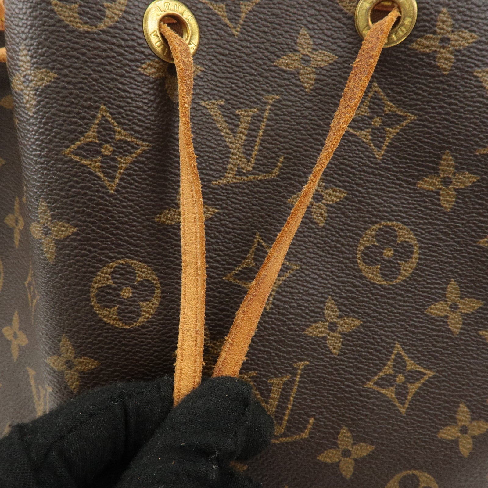 Louis Vuitton Monogram Noe Shoulder Bag Hand Bag Brown M42224