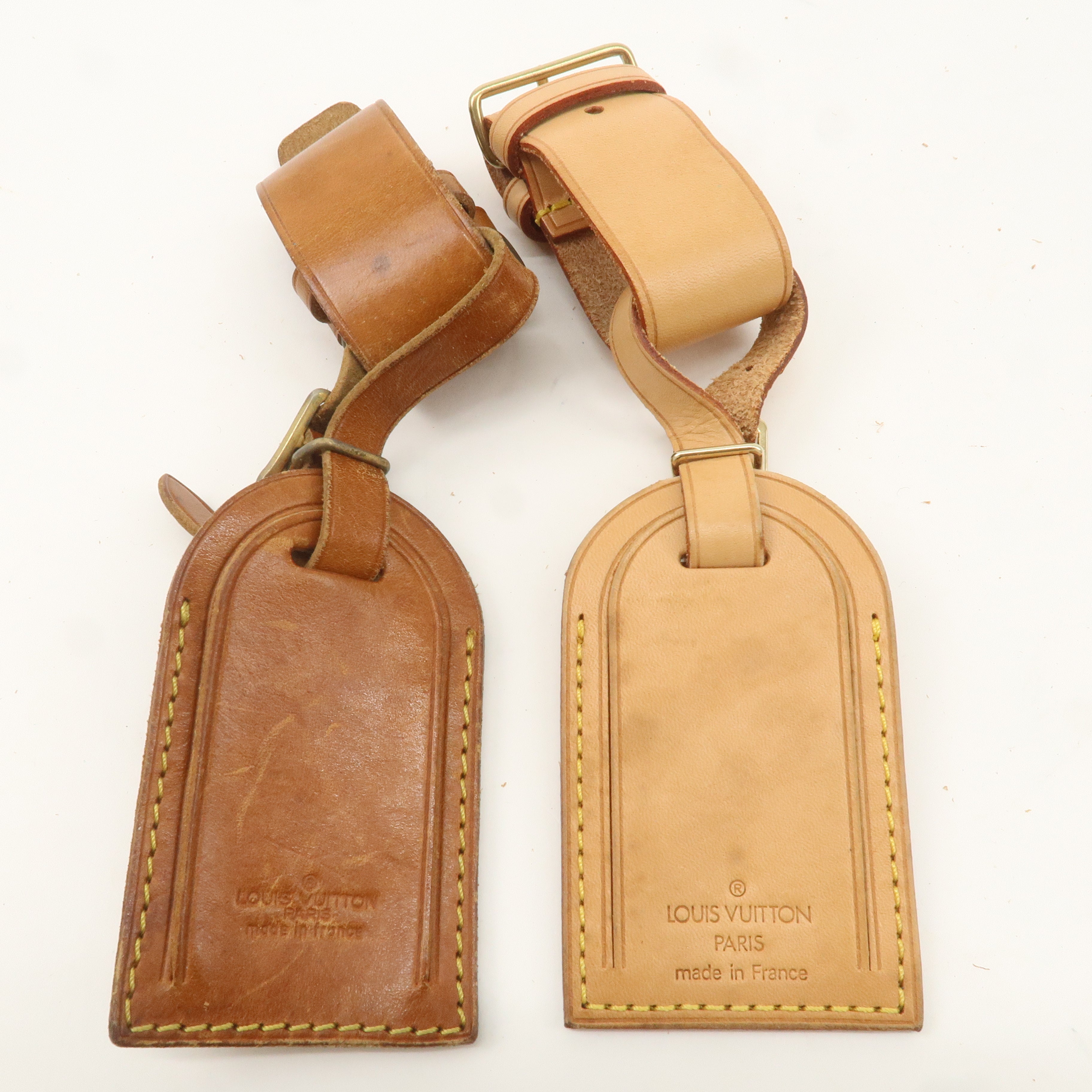 Louis Vuitton Set of 20 Name Tag 
Poignet Leather Beige