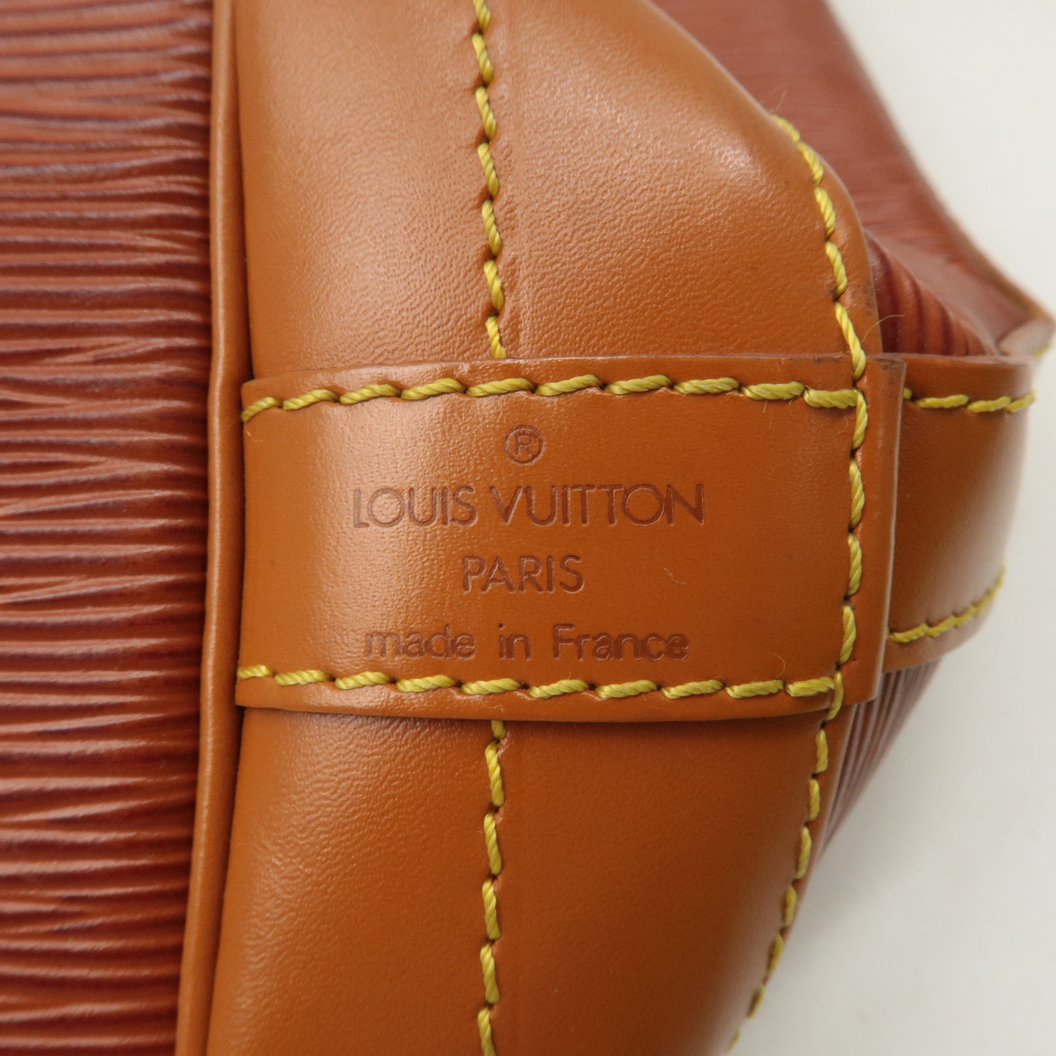 Louis Vuitton Epi Noe Bi-Color Shoulder Bag Kenya Brown M44028