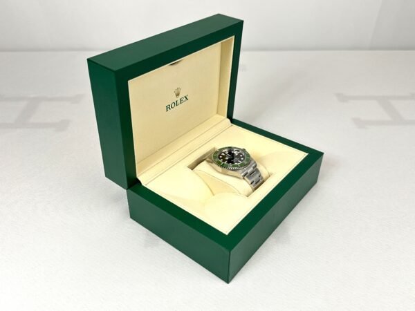 Rolex Submariner Date Oyster, 41mm, Oystersteel.