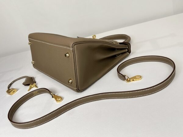 Hermès Etoupe Togo Leather Kelly 28 with Gold Hardware.