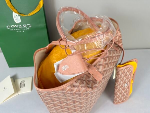 Goyard Pearlescent Pink St Louis Tote PM