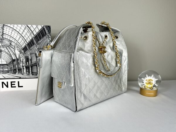 Chanel 25S Silver Caviar Medium 25 Bag