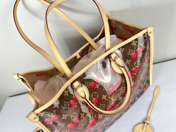 LV x Murakami Cherry On the Go MM