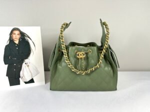 IMG_7551 Chanel 25A Green Caviar Small 25