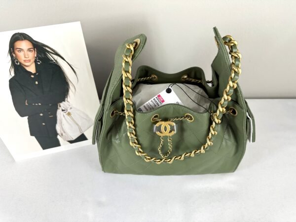 Chanel 25A Green Caviar Small 25