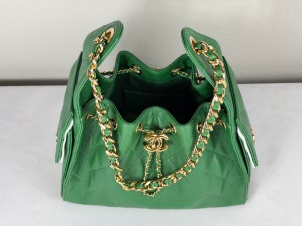 Chanel 26A Green Caviar Small 25 Hobo Bag with Shiny Gold Hardware