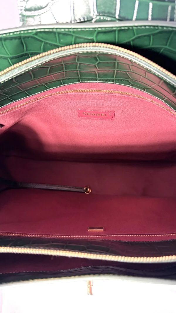 Chanel 26A Emerald Green Croc Embossed Shopping Tote