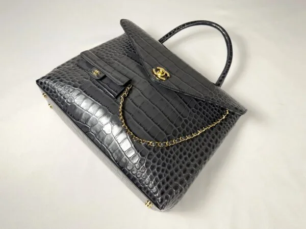 Chanel 26A Dark Grey Croc Embossed Fifth Avenue Tote