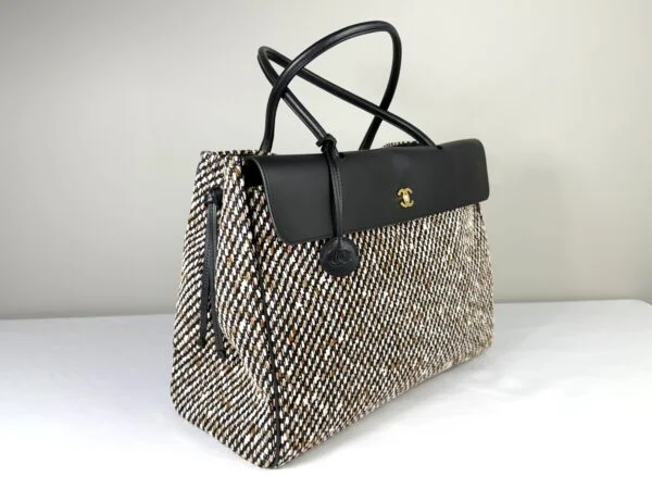 Chanel 26A Tweed Maxi Urban Essential Shopping Bag